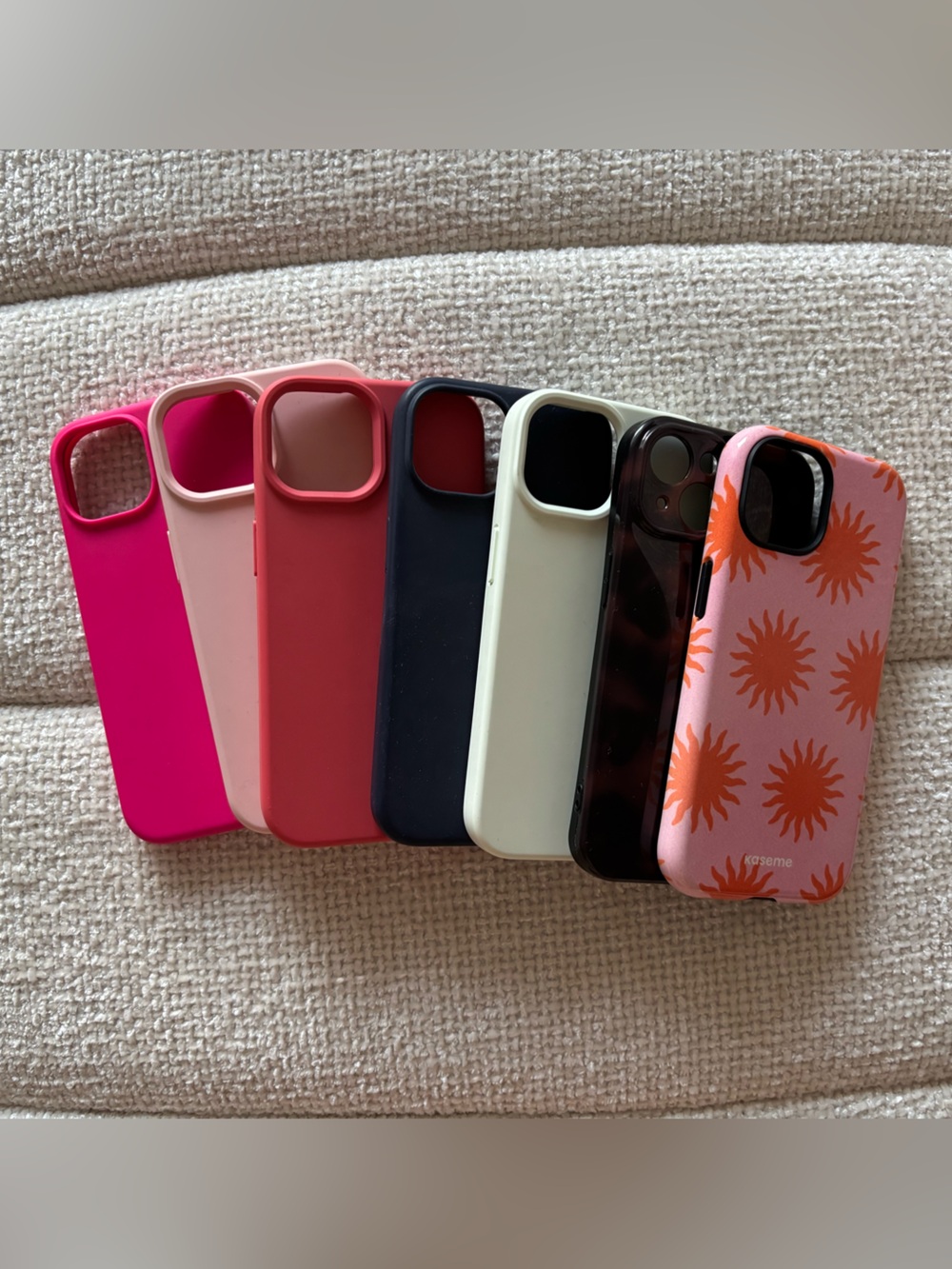 Assorted iPhone 15 cases - Picture 1 of 1